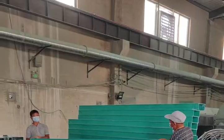 武汉玻璃钢垂直电缆桥架
